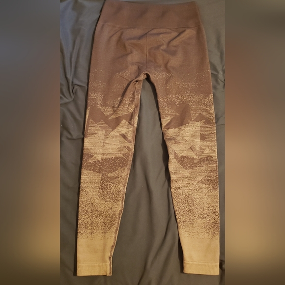 Gymshark adapt ombre seamless leggings in triangle penny brown - Picture 6 of 7